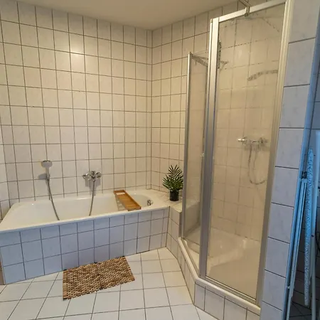 Rr - Homely Apartment 80Qm - Parking - Washer - Tv Magdeburg Exterior foto