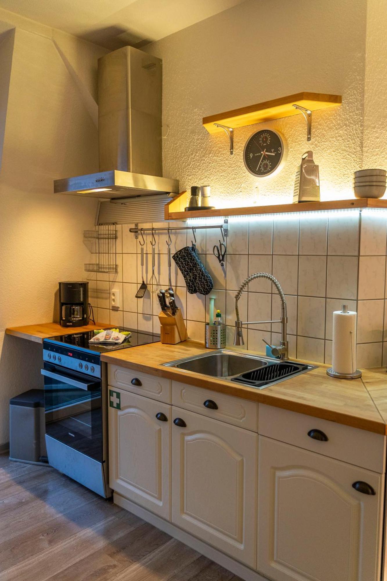 Rr - Homely 80qm - Parking - Washer - Tv Apartment *