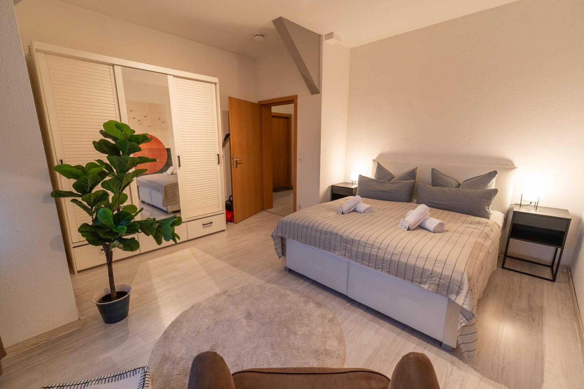 Apartment Rr - Homely 80qm - Parking - Washer - Tv