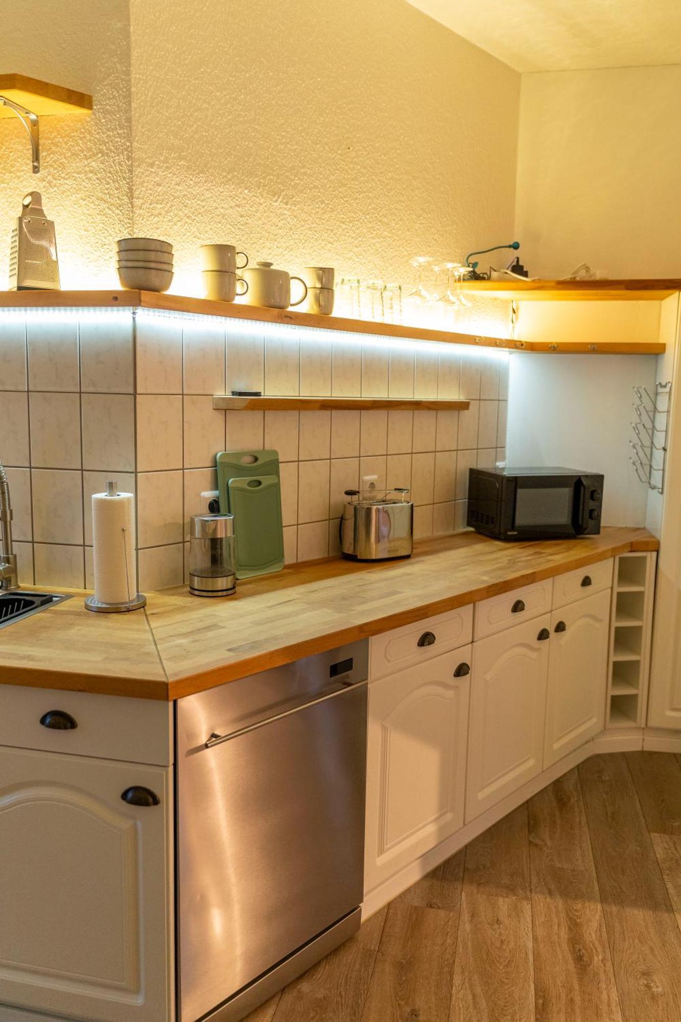 Rr - Homely 80qm - Parking - Washer - Tv Apartment Magdeburg